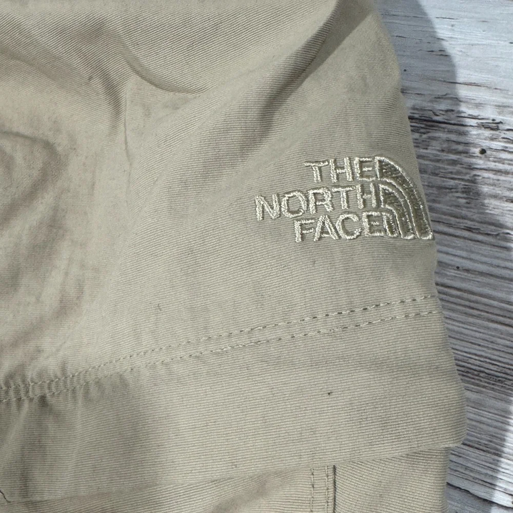 The North Face Pants Mens XXL Nylon Convertible Cargo Belted Shorts Hiking